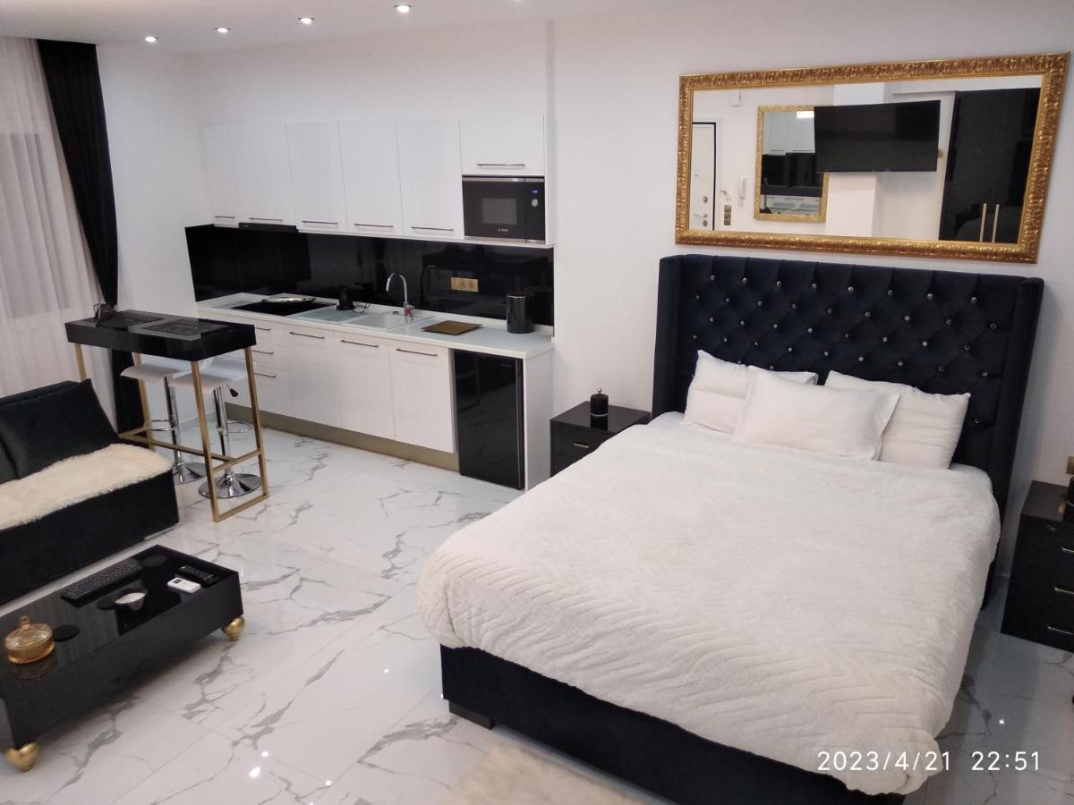 Despina'S Palace Apt Downtown Heraklion Zewnętrze zdjęcie